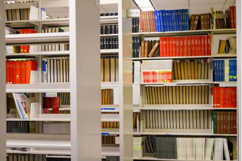 Shelves full of books at the Tufts University Hirsh Health Sciences Library